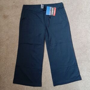 PATAGONIA WOMEN'S STELLAR CROP CAPRIS SIZE M BLUE-BLACK